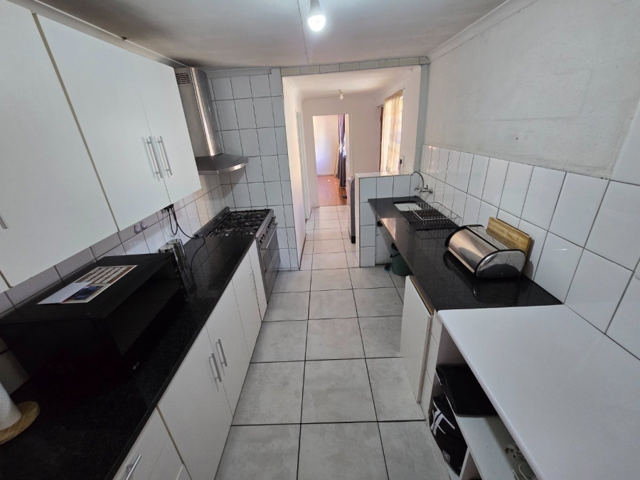 3 Bedroom Property for Sale in Westridge Western Cape